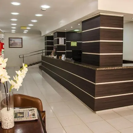 Hotel Manoa Poa