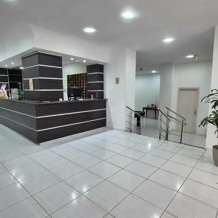 Hotel Manoá Poa - Ambiente simples, acolhedor, equipe atenciosa e localização estratégica no centro de Poa, próx a UFRGS, rodoviária e a Santa Casa