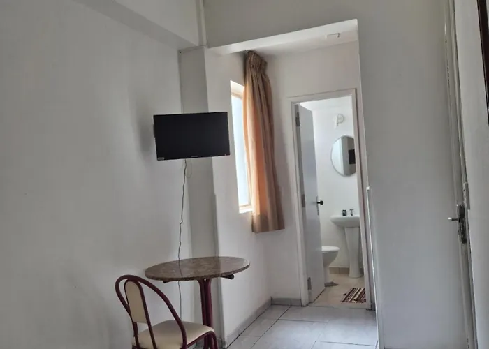 Manoá Poa - Ambiente Simples, Acolhedor, Equipe Atenciosa E Localização Estratégica No Centro De Poa, Próx A Ufrgs, Rodoviária E A Santa Casa Hotel *